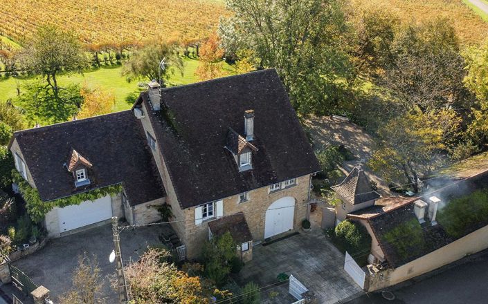 Image No.10-5 Bed Property for sale