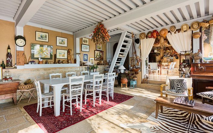 Image No.13-5 Bed Property for sale