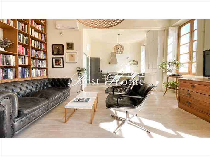 Image No.2-Appartement de 2 chambres à vendre à Nîmes