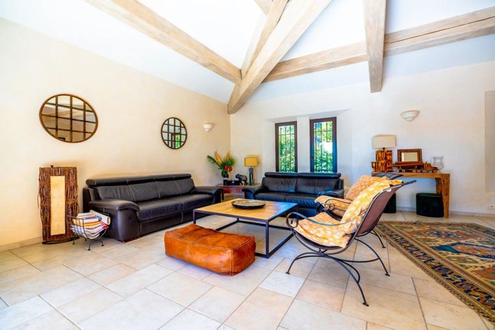 Image No.41-5 Bed House for sale