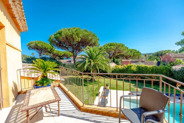 Image No.6-5 Bed House for sale