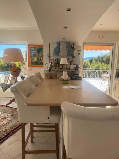 Image No.5-Maison de 6 chambres à vendre à Grimaud