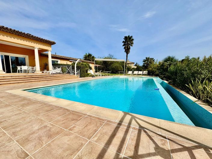 Image No.6-6 Bed House for sale