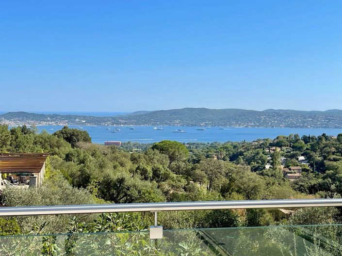 Image No.3-6 Bed House for sale