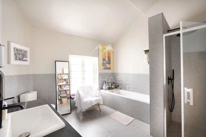 Image No.9-3 Bed Apartment for sale