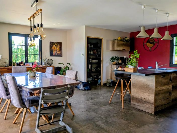 Image No.4-House for sale