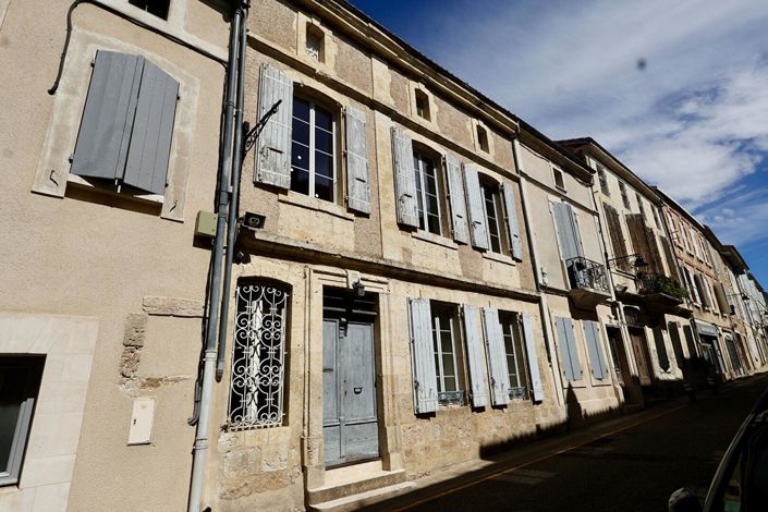 Image No.16-5 Bed House for sale