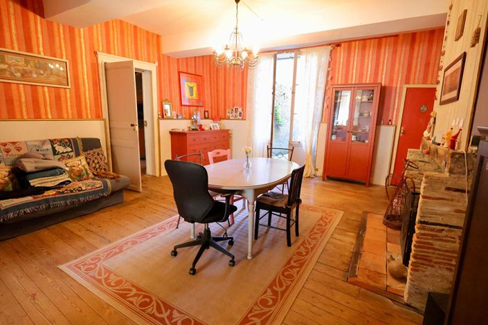 Image No.3-5 Bed House for sale