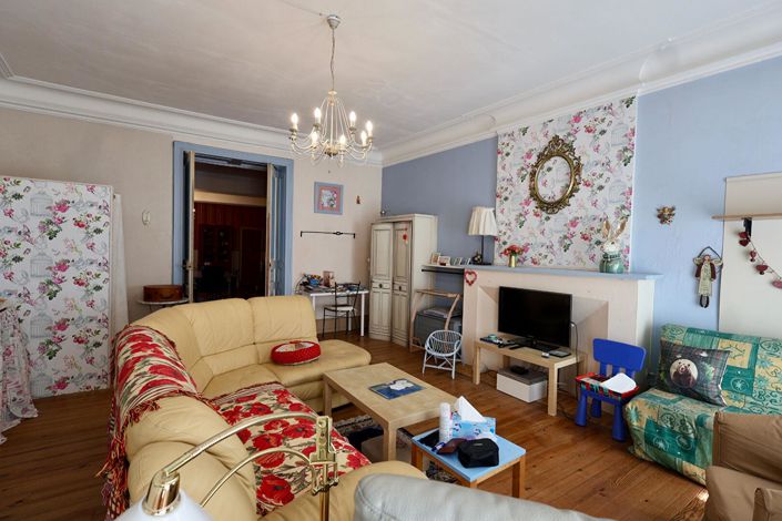 Image No.4-5 Bed House for sale