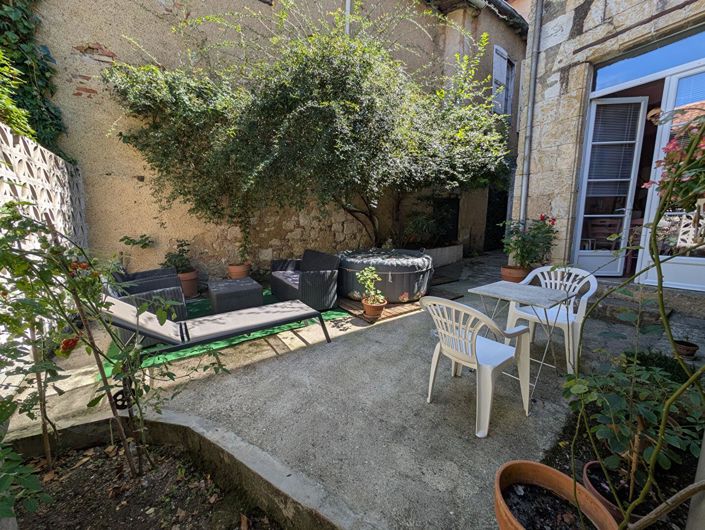 Image No.6-5 Bed House for sale