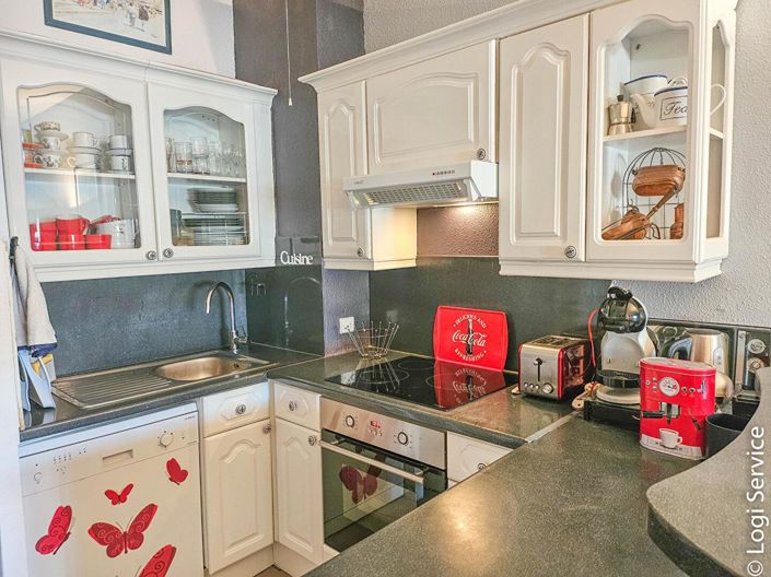 Image No.4-Apartment for sale