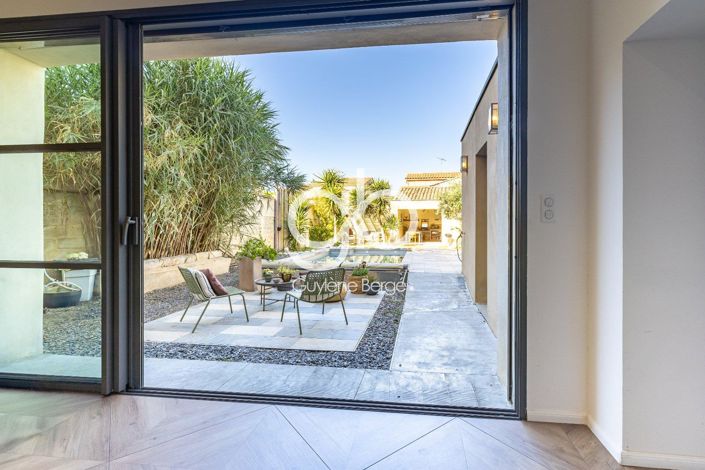 Image No.5-3 Bed House for sale