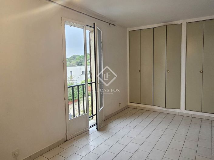 Image No.19-3 Bed House for sale