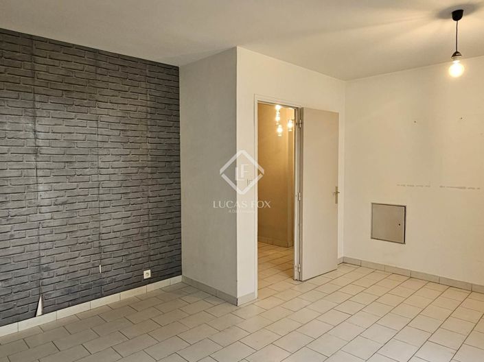 Image No.20-3 Bed House for sale