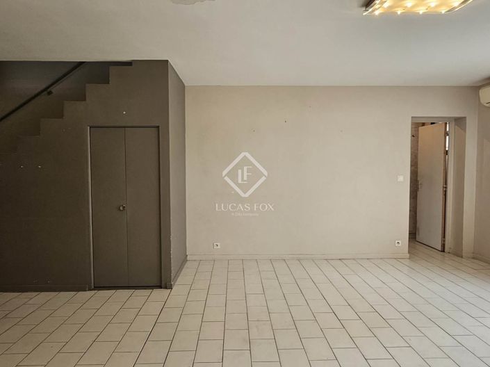 Image No.8-3 Bed House for sale