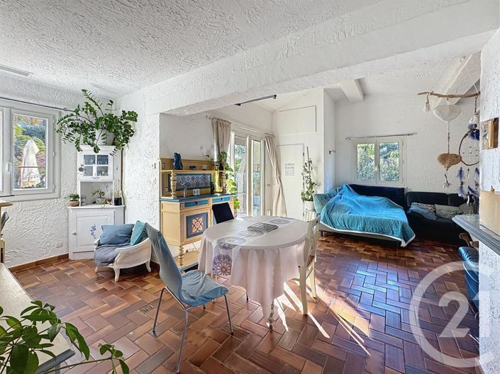 Image No.9-3 Bed House for sale