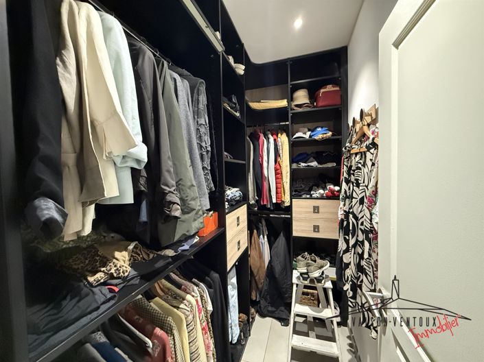 Image No.10-4 Bed House for sale