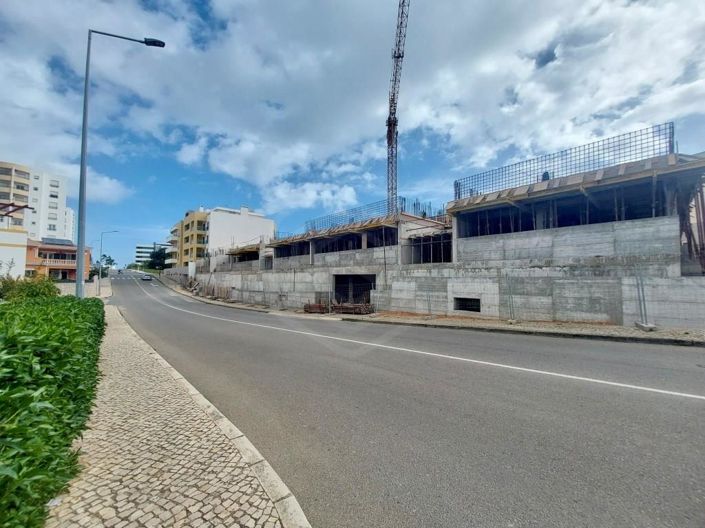 Image No.24-2 Bed Apartment for sale