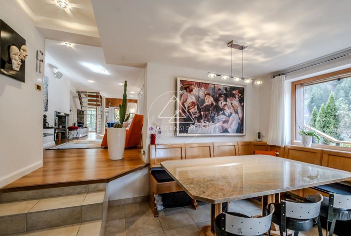 Image No.12-4 Bed House for sale