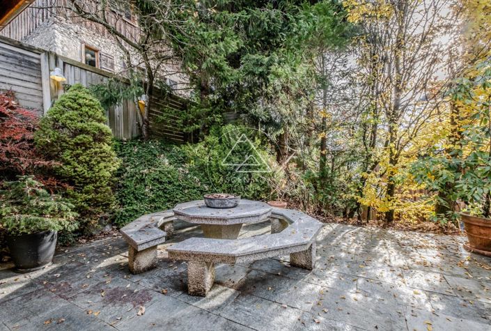 Image No.25-4 Bed House for sale