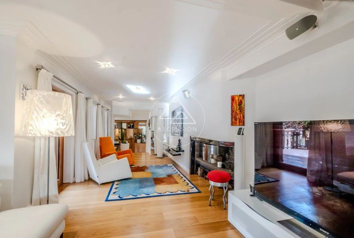 Image No.3-4 Bed House for sale