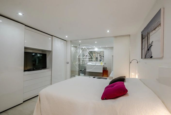 Image No.34-4 Bed House for sale