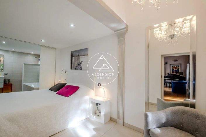 Image No.37-4 Bed House for sale