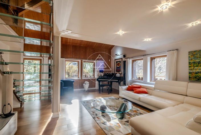 Image No.9-4 Bed House for sale