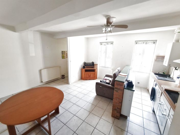 Image No.5-2 Bed House for sale