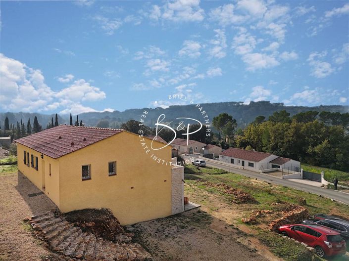 Image No.3-4 Bed House for sale