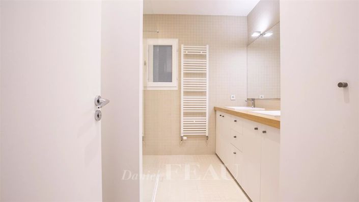 Image No.12-3 Bed Apartment for sale