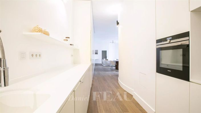 Image No.8-3 Bed Apartment for sale