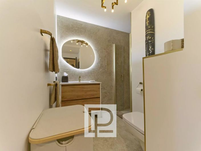 Image No.14-2 Bed Apartment for sale