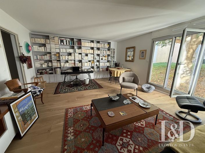 Image No.1-3 Bed Apartment for sale