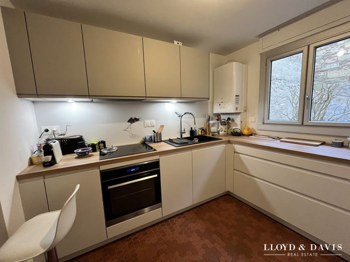 Image No.11-3 Bed Apartment for sale