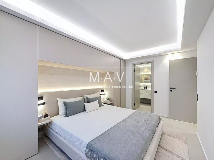 Image No.12-2 Bed Apartment for sale