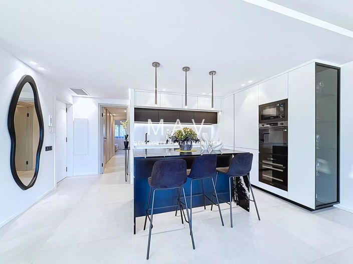 Image No.7-Appartement de 2 chambres à vendre à Nice