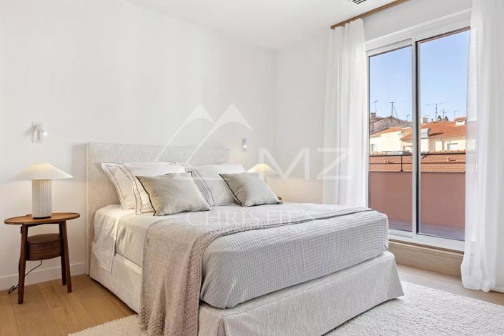 Image No.11-3 Bed Apartment for sale