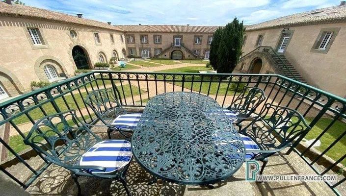 La Redorte, Property