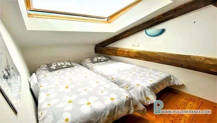 Image No.10-1 Bed Apartment for sale