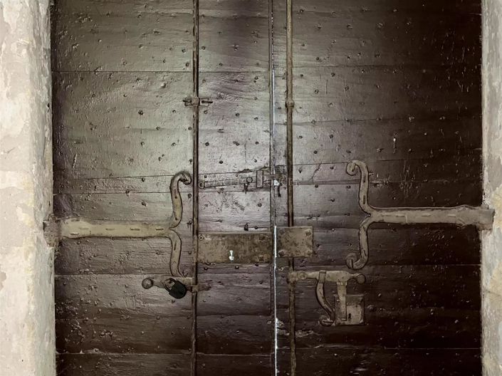 Image No.5-6 Bed House for sale