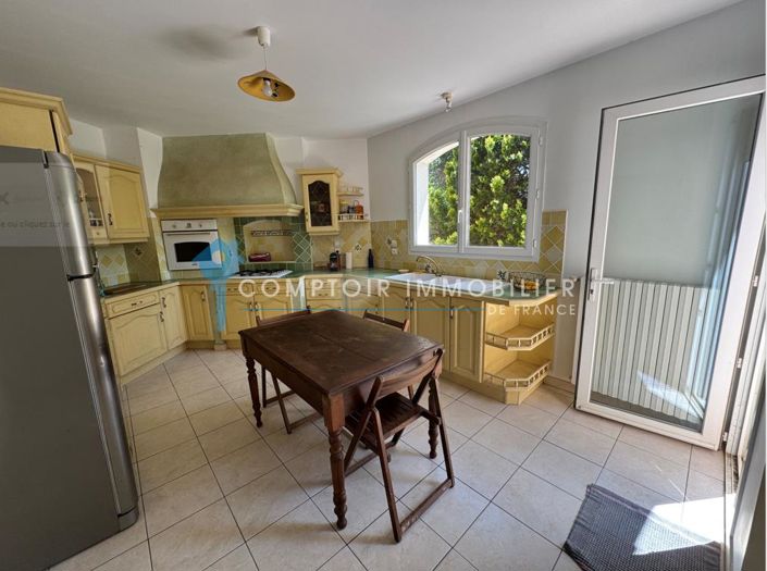 Image No.7-4 Bed House for sale