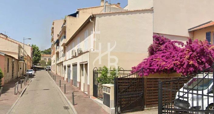 Image No.5-2 Bed House for sale