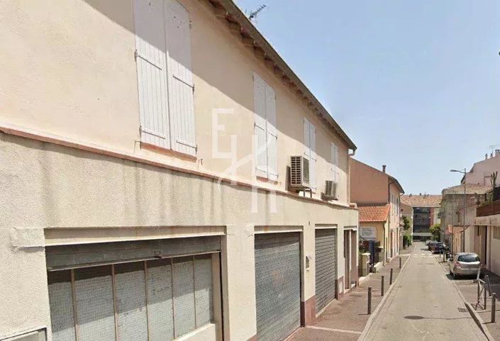 Image No.6-2 Bed House for sale