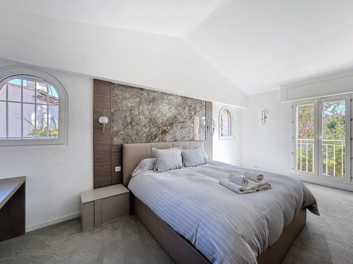 Image No.21-7 Bed House for sale