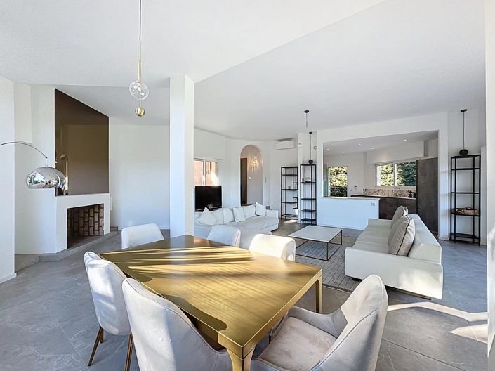 Image No.3-7 Bed House for sale