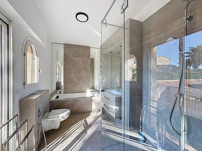 Image No.7-Maison de 7 chambres à vendre à Vallauris