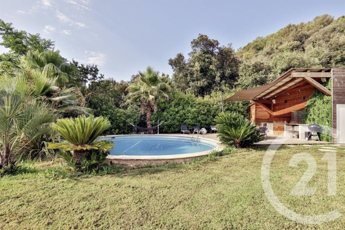 Image No.2-2 Bed House for sale