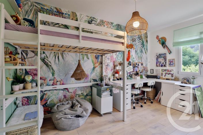 Image No.9-2 Bed House for sale