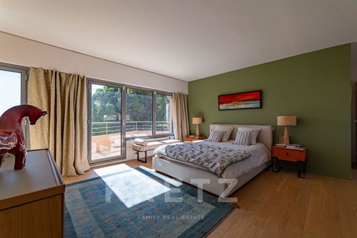 Image No.15-4 Bed House for sale